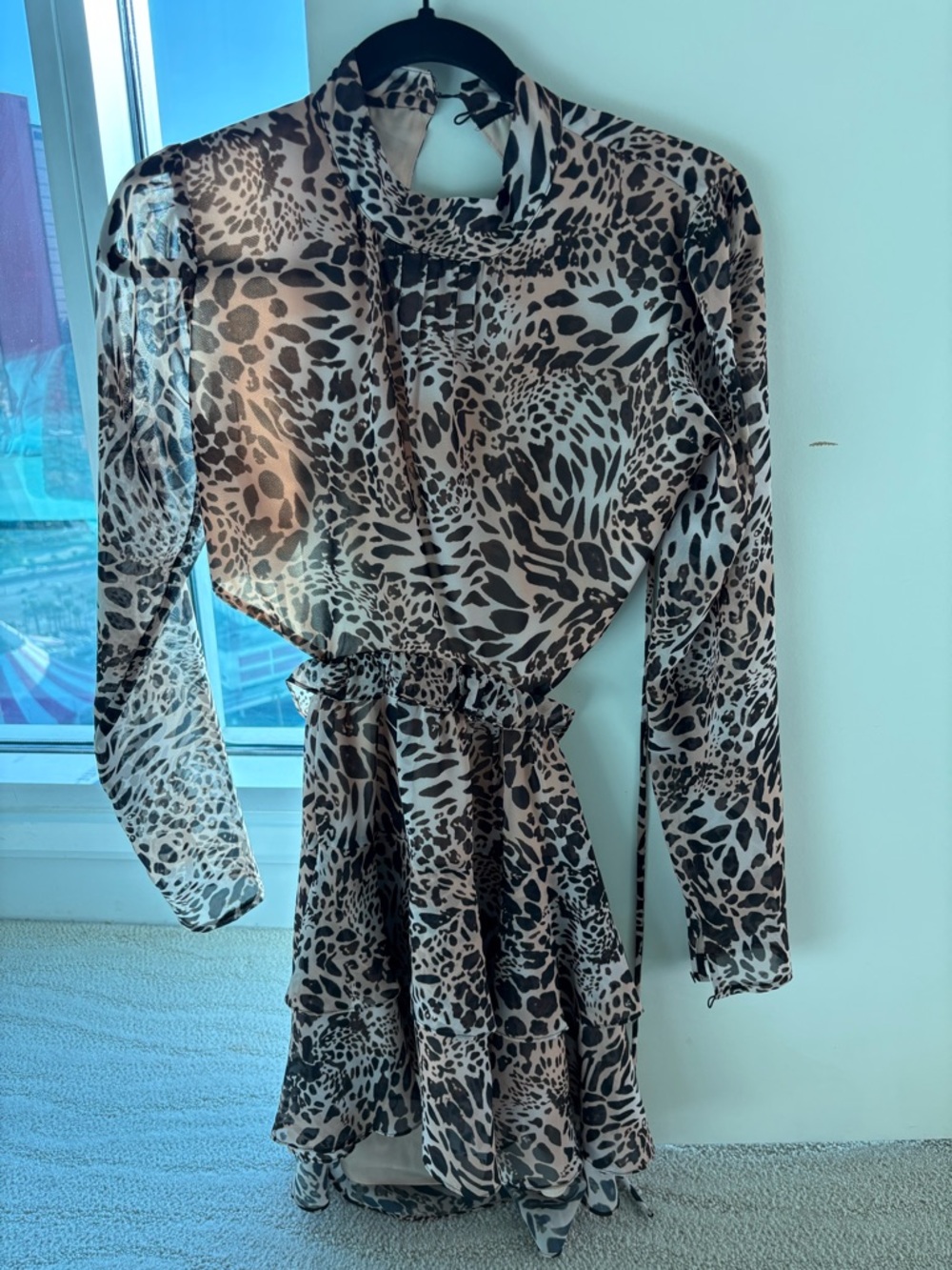 Backless Animal Print Long Sleeve Dress - Black & Cream